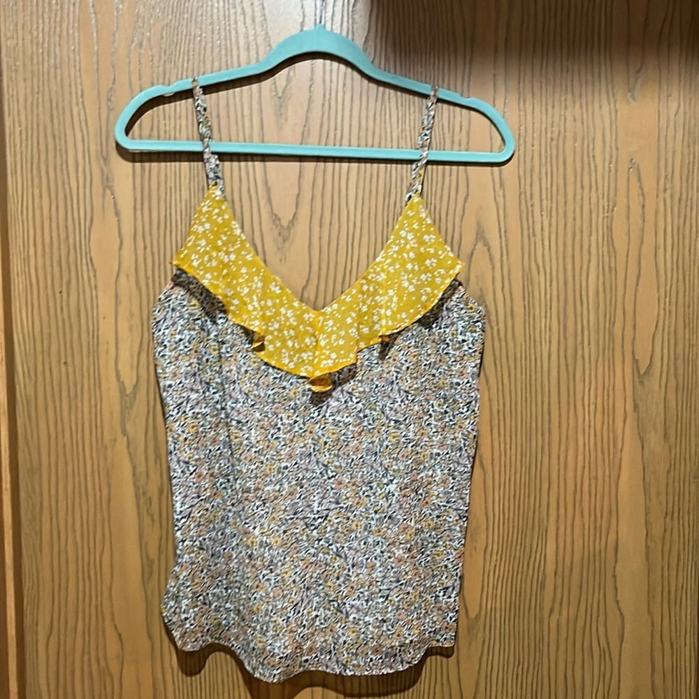 Banana Republic women’s top!